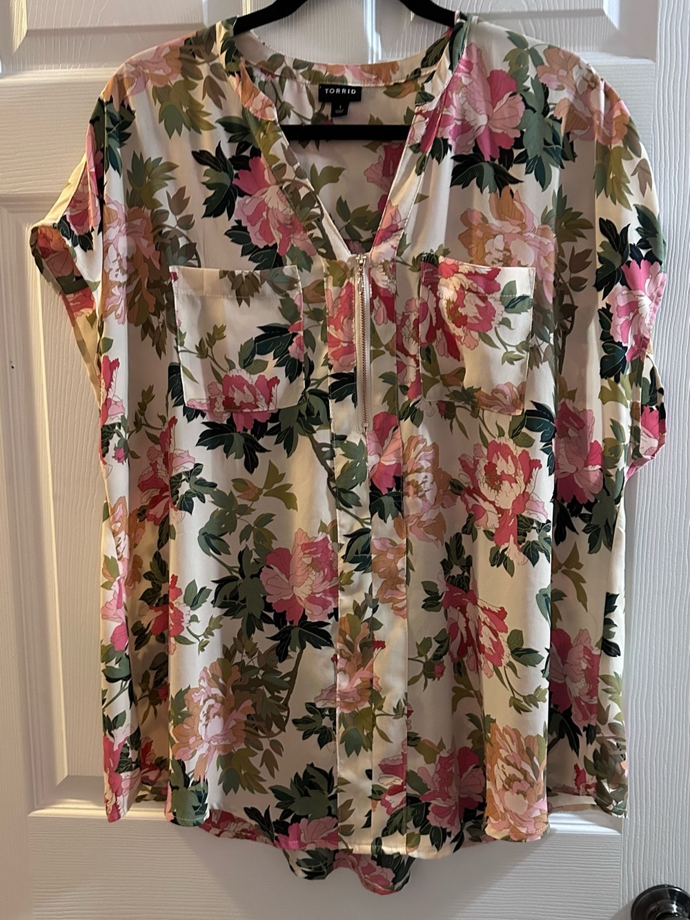 torrid Floral V-Neck Button Front Blouse - Cream, Pink & Green